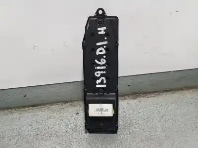 Second-hand car spare part left front power window switch for toyota corolla (_e12_) 1.4 d (nde120_) oem iam references 848200f030  