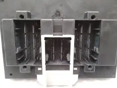 Pezzo di ricambio per auto di seconda mano modulo elettronico per skoda superb (3v3) active riferimenti oem iam 5q0937084cm  a2c10390804