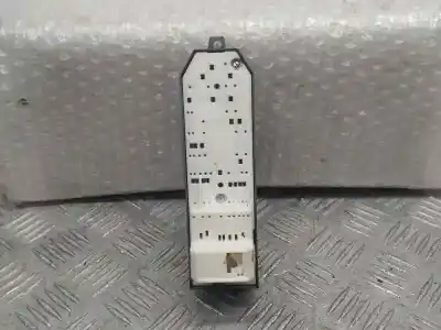 Second-hand car spare part left front power window switch for toyota auris luna+ oem iam references 192835  