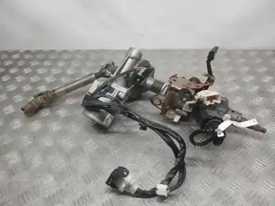 Peça sobressalente para automóvel em segunda mão  por TOYOTA AURIS  Referências OEM IAM 4520002281  6900001656