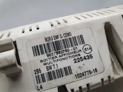 Pièce détachée automobile d'occasion écran multifonctions pour peugeot 407 sw st sport références oem iam 9657882780 102477516 