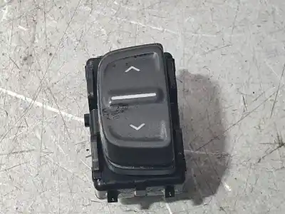 Second-hand car spare part rear right power window switch for dacia sandero comfort oem iam references 254214937r