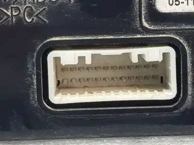 Second-hand car spare part multifunction display for kia pro_cee´d drive oem iam references 957101h700  