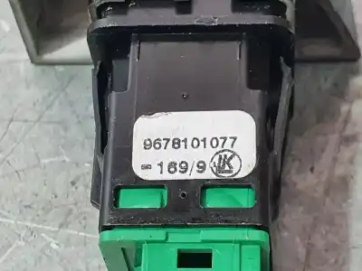 Second-hand car spare part switch for citroen c4 space tourer blue hdi 130 oem iam references 9678101077  