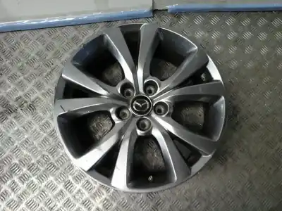 Pièce détachée automobile d'occasion jante pour mazda cx-30 basis 2wd références oem iam  7x18 5 torn et 45 