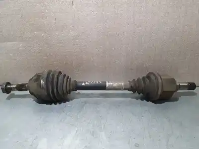 Pezzo di ricambio per auto di seconda mano trasmissione anteriore sinistra per peugeot 5008 premium riferimenti oem iam 9661107780