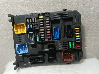 Gebrauchtes Autoersatzteil relais sicherungskasten multifunktionsrelais zum peugeot traveller autobus oem-iam-referenzen 9830790580 3111940892 bsi 