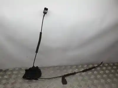 Second-hand car spare part left side sliding lock for renault kangoo expression oem iam references 