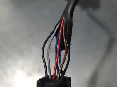 Peça sobressalente para automóvel em segunda mão espelho retrovisor esquerdo por renault clio iv societé referências oem iam 402a000481  