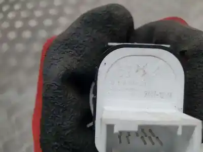 Pezzo di ricambio per auto di seconda mano controllo specchio per citroen c3 feel riferimenti oem iam 9817840980  