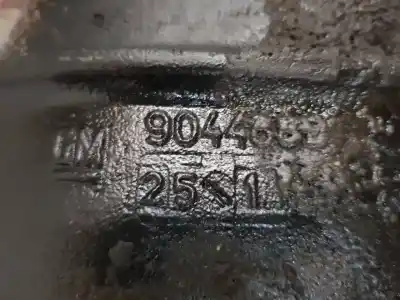 Second-hand car spare part rear differential for opel omega b básico berlina oem iam references   