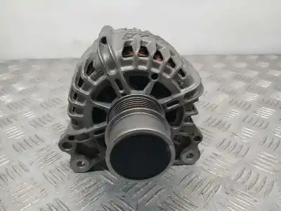 Piesă de schimb auto la mâna a doua Alternator pentru VOLKSWAGEN GOLF VII LIM. Advance BlueMotion Tech. Referințe OEM IAM 04E903015  217187710
