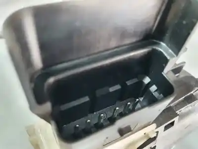 Second-hand car spare part left front door lock for citroen c3 feel oem iam references 123981  16942935