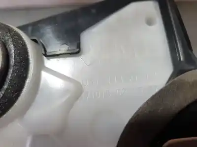 Автозапчасти б/у замок передней правой двери за toyota yaris active ссылки oem iam 690300d540  