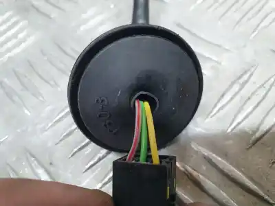 Peça sobressalente para automóvel em segunda mão espelho retrovisor esquerdo por opel corsa e selective referências oem iam 468435664  