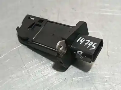 Pezzo di ricambio per auto di seconda mano Misuratore Di Flusso per LAND ROVER EVOQUE Dynamic Riferimenti OEM IAM 8V2113B579AA  