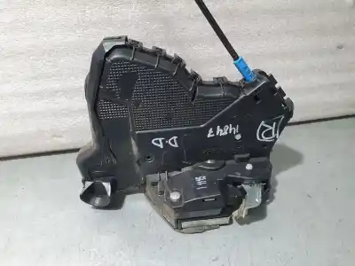 Second-hand car spare part front right door lock for toyota auris active oem iam references   