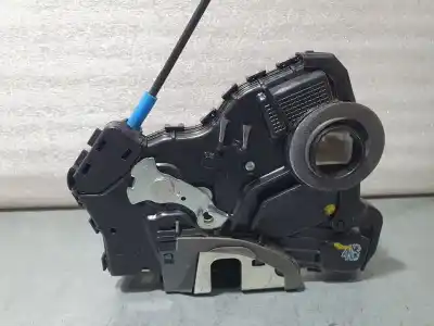 Second-hand car spare part front right door lock for toyota auris active oem iam references   
