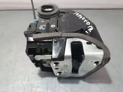 Second-hand car spare part rear right door lock for toyota auris active oem iam references   