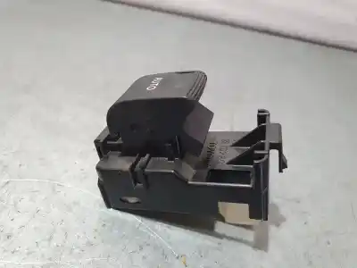 Second-hand car spare part rear right power window switch for toyota auris active oem iam references   