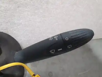 Pezzo di ricambio per auto di seconda mano comando pulito per ford ka (ccu) titanium riferimenti oem iam 7354736600  