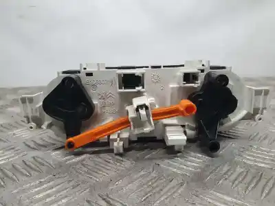 Second-hand car spare part heating / air conditioning control panel for peugeot 208 access oem iam references 96722483 e1063173 t1013332g