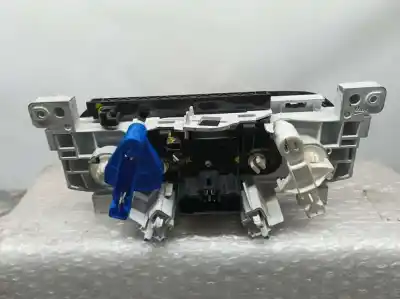 Peça sobressalente para automóvel em segunda mão comando de sofagem (chauffage / ar condicionado)  por dacia duster sl eficacia 4x4 referências oem iam a151005al2s1  n110122g