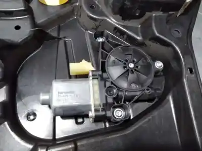 Second-hand car spare part rear right window regulator for jeep compass ii limited 4x2 oem iam references 68292132aa   Second-hand car spare part rear right window regulator for jeep compass ii limited 4x2 oem iam references 68292132aa