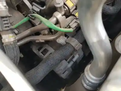 Pezzo di ricambio per auto di seconda mano Alternatore per NISSAN QASHQAI (J11) Acenta Riferimenti OEM IAM   