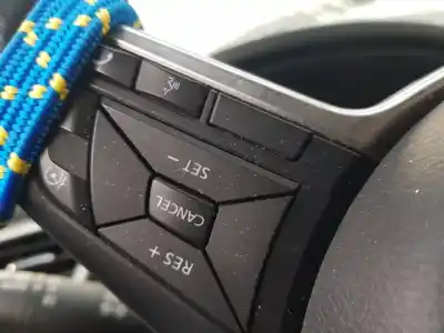Pezzo di ricambio per auto di seconda mano volante per nissan qashqai (j11) acenta riferimenti oem iam   