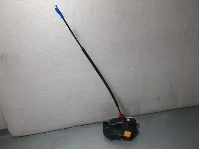 Peça sobressalente para automóvel em segunda mão fechadura da porta dianteira direita por opel zafira tourer expression referências oem iam 13579523