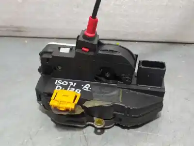 Peça sobressalente para automóvel em segunda mão fechadura da porta dianteira esquerda por opel zafira tourer expression referências oem iam 13579522