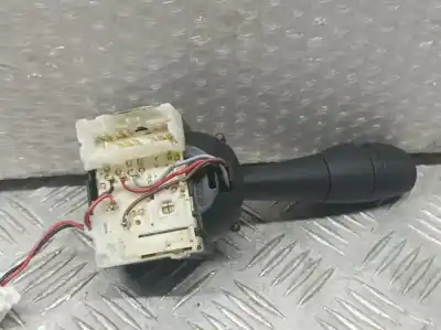 Peça sobressalente para automóvel em segunda mão comutador de luzes por renault captur limited referências oem iam 255675887r  