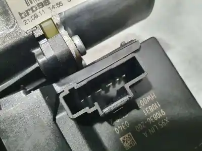 Second-hand car spare part rear right window motor for renault scenic iii dynamique oem iam references 827303178r  915947200