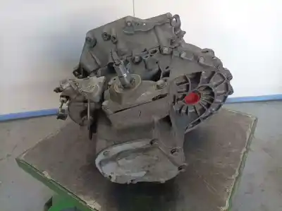 Second-hand car spare part  for CITROEN C4 LIM.  OEM IAM references 20EA61 6VELOCIDADES 2881537