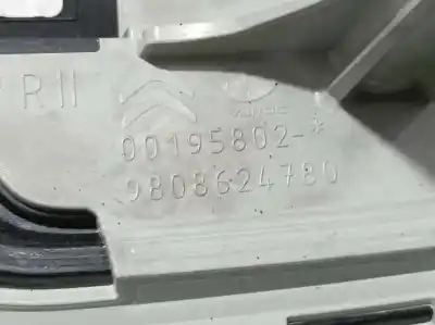 Second-hand car spare part right tailgate light for citroen c4 lim. feel oem iam references 9808624780  