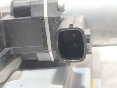 Second-hand car spare part passenger side right window regulator for renault express van oem iam references 807201941r  2 pins