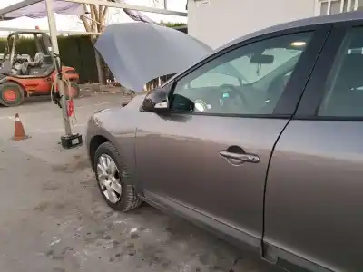 İkinci el araba yedek parçası  için RENAULT MEGANE III BERLINA 5 P Dynamique OEM IAM referansları   