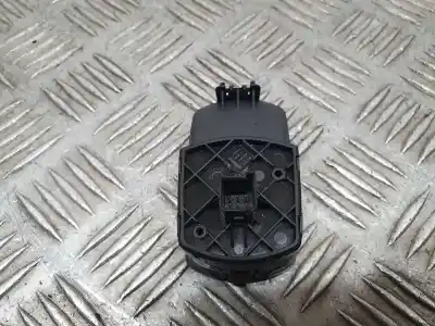 Peça sobressalente para automóvel em segunda mão botão / interruptor elevador vidro dianteiro direito por opel corsa d selective referências oem iam 13189333  315625731