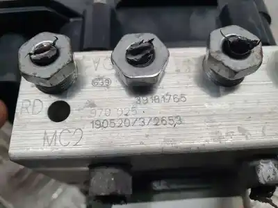 Pezzo di ricambio per auto di seconda mano abs per citroen c3 elle riferimenti oem iam 9830317080  