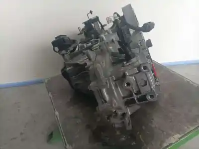 Pezzo di ricambio per auto di seconda mano riduttore per kia cee´d active riferimenti oem iam t8w6f 5velocidades 4300032070   004763