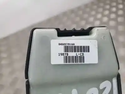 Peça sobressalente para automóvel em segunda mão botão / interruptor elevador vidro dianteiro esquerdo por dodge avenger sxt referências oem iam 04602781aa  