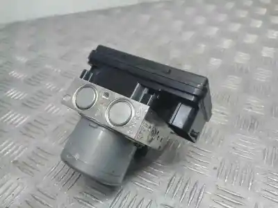 Peça sobressalente para automóvel em segunda mão abs por kia stonic (ybcuv) tech referências oem iam 58910h8450  