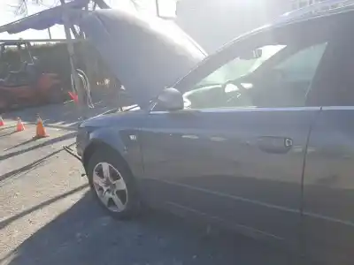 Автозапчасти б/у левая передняя дверь за audi a4 avant (8e) 2.5 tdi (120kw) ссылки oem iam 