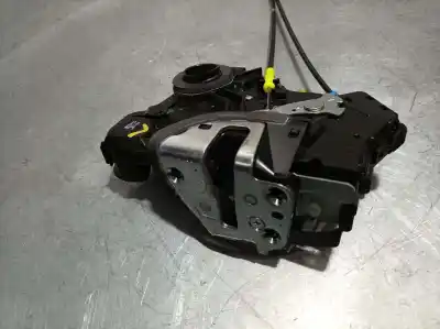 Peça sobressalente para automóvel em segunda mão fechadura da porta dianteira esquerda por toyota auris active referências oem iam a084219