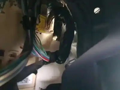 Peça sobressalente para automóvel em segunda mão  por TOYOTA AURIS  Referências OEM IAM 4520A02111  