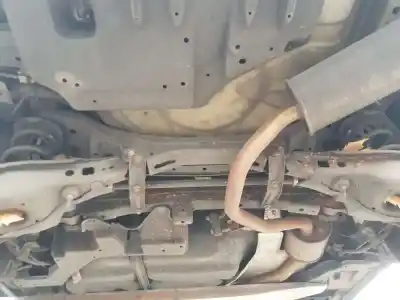 Peça sobressalente para automóvel em segunda mão charrió / suporte de eixo de trás por toyota auris active referências oem iam 5120602051