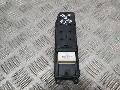 Second-hand car spare part left front power window switch for toyota corolla (_e12_) 1.4 d (nde120_) oem iam references 8480202251b0  848200f030