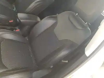 Pezzo di ricambio per auto di seconda mano  per JEEP COMPASS II  Riferimenti OEM IAM    Pezzo di ricambio per auto di seconda mano  per JEEP COMPASS II  Riferimenti OEM IAM