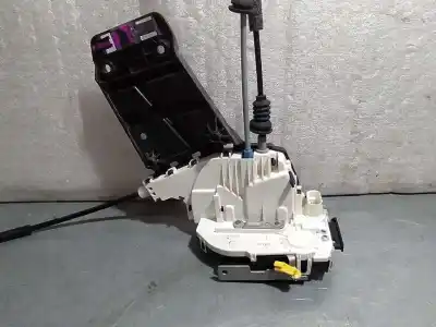 Автозапчастина б/у замок передніх дверей лівий для jeep compass ii limited 4x2 посилання на oem iam p68211097ad